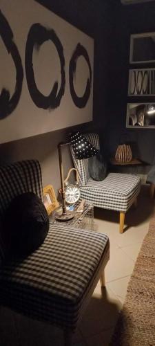 Un lugar para sentarse en V's studio