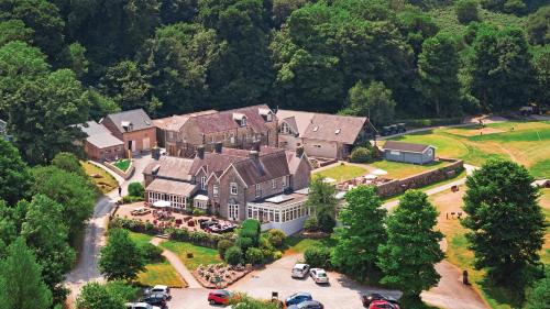 Letecký snímek ubytování Trefloyne Manor