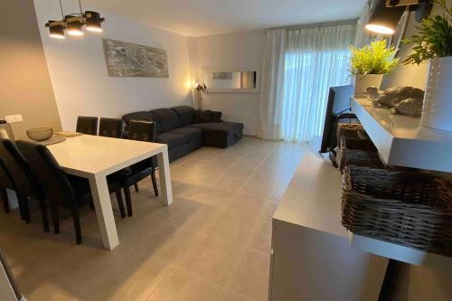 Χώρος καθιστικού στο Appartement 2 chambres avec 3 piscines et parking gratuit