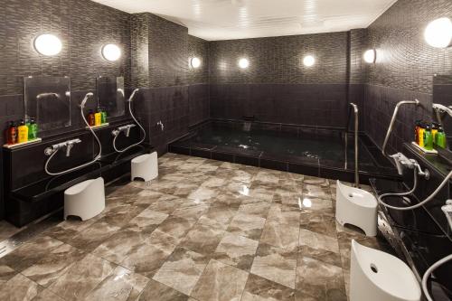 Gallery image of Y's HOTEL Shin Osaka in Osaka