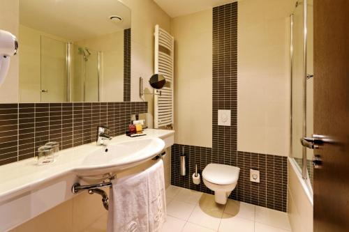 Koupelna v ubytování Clarion Hotel Prague City