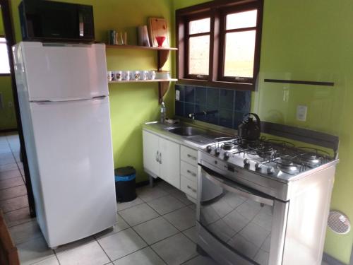 A cozinha ou cozinha compacta de Condominio Aldeia da Praia
