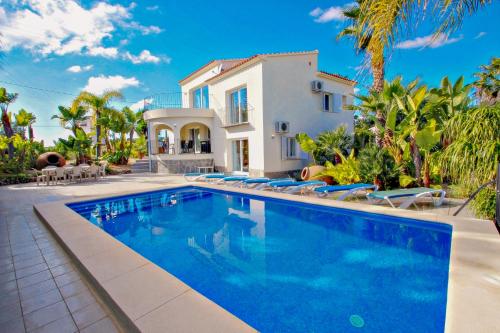 Majoituspaikassa Estrella - holiday home with stunning views and private pool in Benissa tai sen lähellä sijaitseva uima-allas