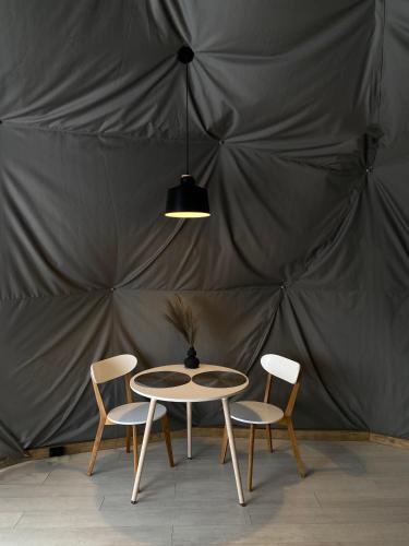Area soggiorno di SlavskoGlamping