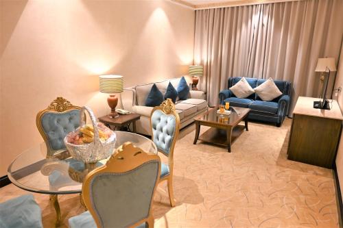 Posezení v ubytování Crystal Plaza Al Majaz Hotel