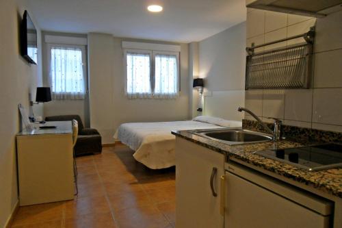 Kuchyňa alebo kuchynka v ubytovaní Hostal El Estudio