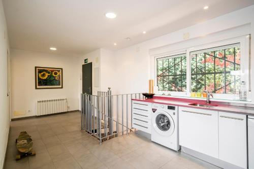 Fotografie z fotogalerie ubytování ENTREPINOS Chalet TEMPORAL sierra Madrid piscina privada WiFi GRN423 v destinaci Rozas de Puerto Real