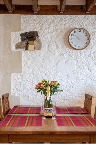 Φωτογραφία από το άλμπουμ του Rose Barn - Adorable country home with private pool σε Cersay