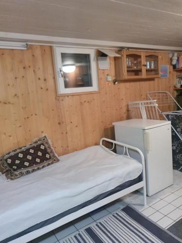 Ένα ή περισσότερα κρεβάτια σε δωμάτιο στο Mukava talo maaseudulla lähellä keskustaa