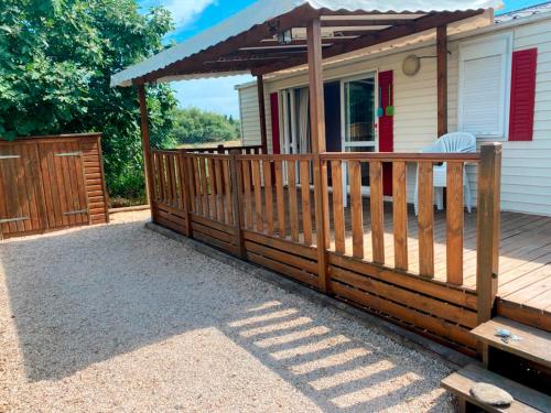 Agréable mobile-home sans vis-à-vis, 3 chambres