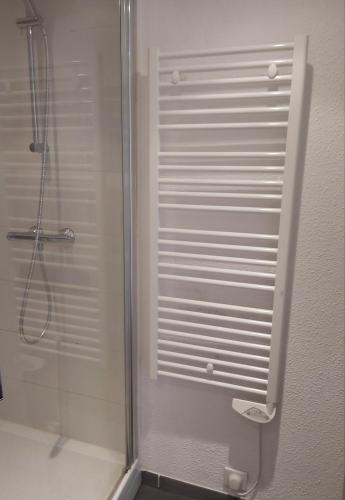 Photo de la galerie de l'établissement Appartement meublé, à 200 mètre de la plage, à La Pironnière