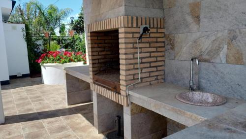 A balcony or terrace at Casa La Palmera - Sólo Familias y Parejas