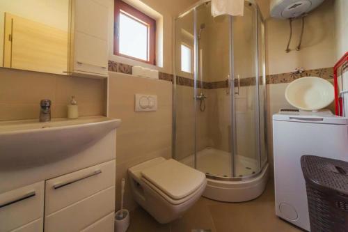 Koupelna v ubytování Engora 2