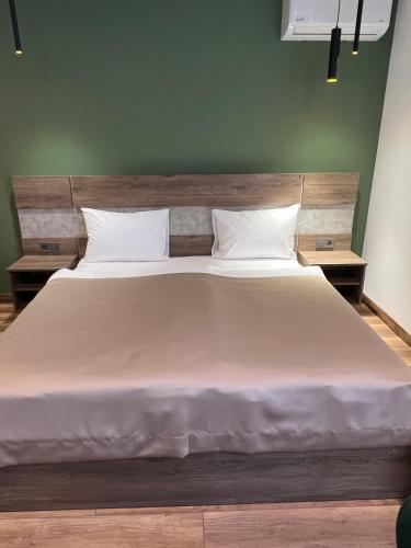 Ένα ή περισσότερα κρεβάτια σε δωμάτιο στο Loft wood