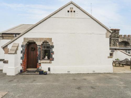 Gallery image of West Lighthouse Keeper's Cottage in Amlwch