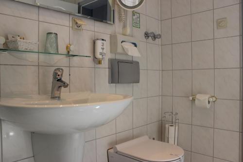 Koupelna v ubytování Aalto Hotel