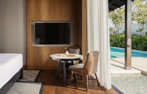 Bazén v ubytování Kimpton Kitalay Samui by IHG nebo v jeho okolí