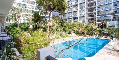 Skol 130. One Bedroom Apartment with Sea Views in Marbella Centre