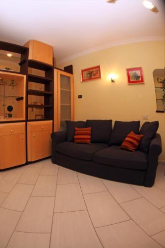 SORAYA-Elegant Apartment in Naples Historic Center