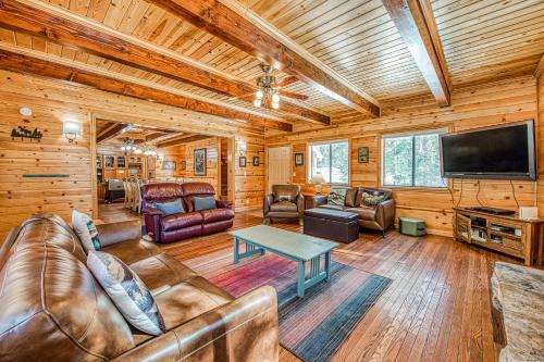 Black Diamond Lodge Big Creek Updated 22 Prices Black Diamond Lodge Big Creek Updated 22 Prices