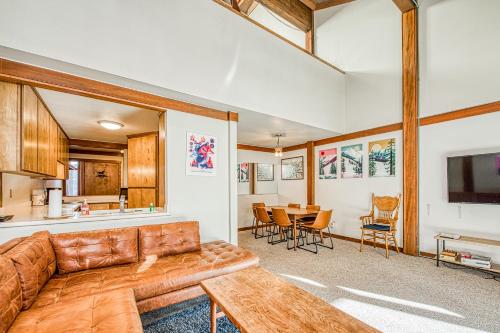 Huntington Lake Hideaway – Photos 2