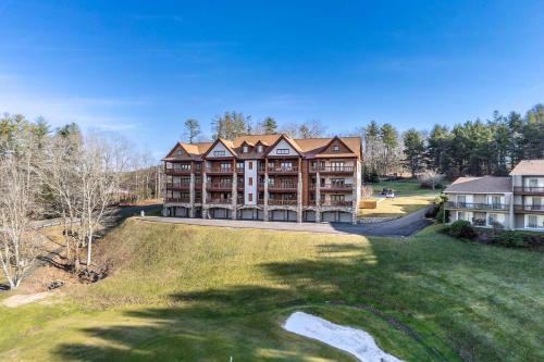 Imagen de la galería de Laurel Fork Condo on Olde Mill Golf Course!, en Ararat