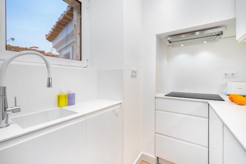 WHome Modern Alfama Explore Lisbon w/ Comfort & Style