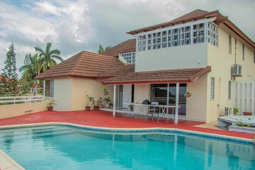 Gallery image of The Whytehouse Villa in Montego Bay