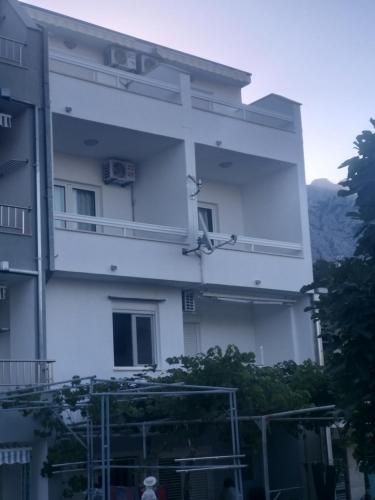 Το κτήριο όπου στεγάζεται  ο ξενώνας