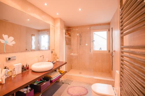 Koupelna v ubytování Luxury Atico Granada Coast
