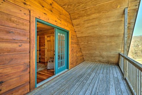 Φωτογραφία από το άλμπουμ του Decks and Panoramic Views Rustic Sparta Cabin σε Sparta