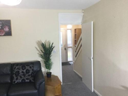 Nice Residential Within Easy Reach Of Town