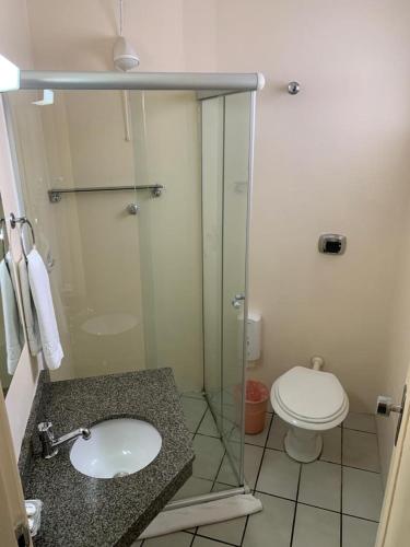 Ένα μπάνιο στο Oscar Hotel