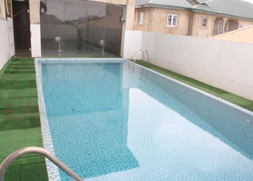 La alberca dentro o cerca de Aerol Hotel and Suites - Single Classic