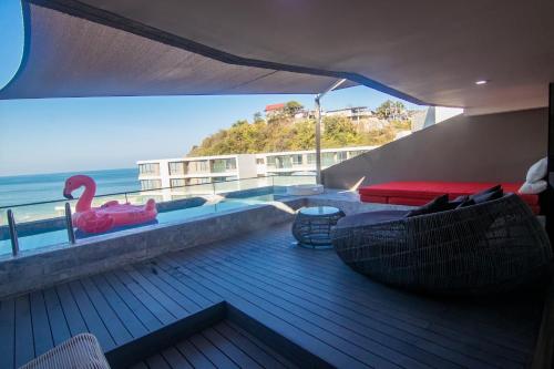 Φωτογραφία από το άλμπουμ του 3Bedroom Beach Penthouse Hua Hin στο Χουά Χιν