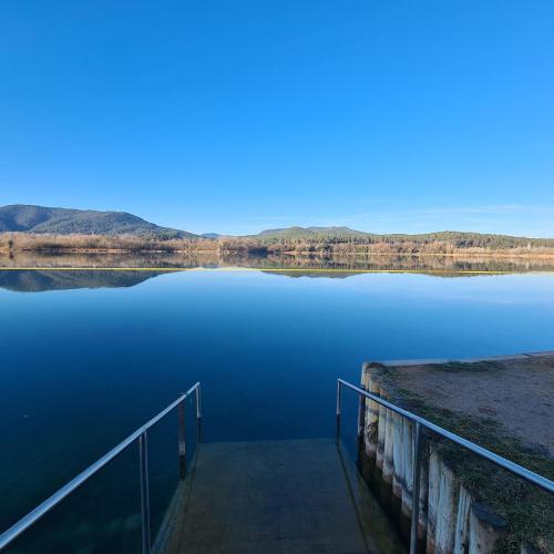 a view of a large body of water at Harveys Homestay - Adults only in Mieres