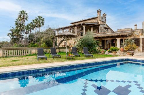 Kolam renang di atau dekat dengan YourHouse Deulosal, apartment in rural house with pool