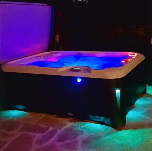 Shira's Luxury Suite