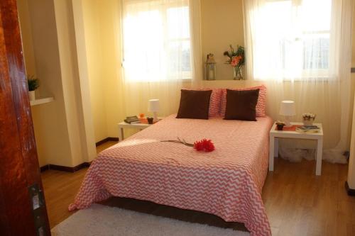 Uma cama ou camas num quarto em Oportobestview-Garden