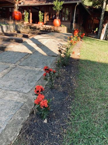 Taman di luar Pousada Quinta dos Doges