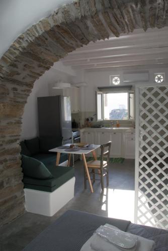 Gallery image of Casa Di Volto in Skaládhos