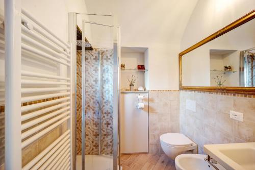 A bathroom at Bordighera weekend vacanze e mare