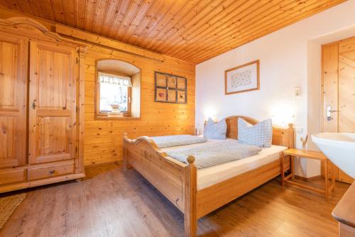 Krevet ili kreveti u jedinici u objektu KASSNHOF - Urlaub in den Bergen