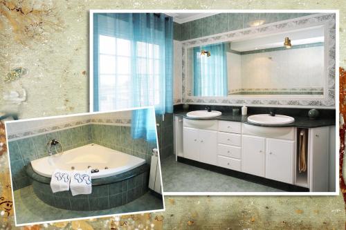 twee foto's van een badkamer met twee wastafels en een bad bij O FOGAR DE LENI in Pontevedra