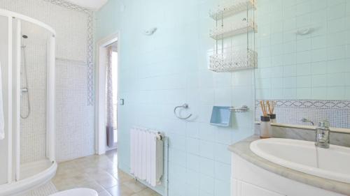 Een badkamer bij 2Tere - Lloret de Mar