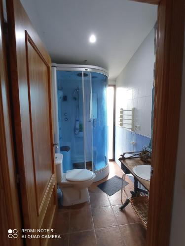 Ένα μπάνιο στο Apartamentos Casas Rurales "Paraje San Blas" TR-BA-00166