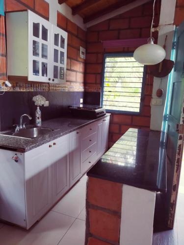 Kjøkken eller kjøkkenkrok på Refugio en las Nubes