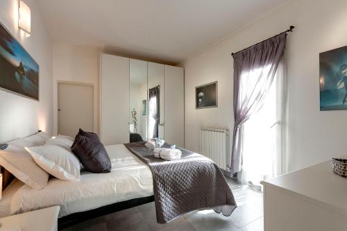 Alamanni Apartment by Mamo Florence