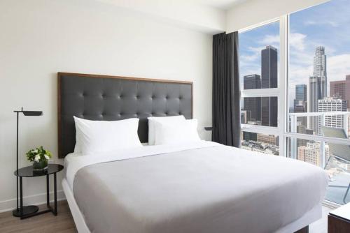 Top Floor 3 Bed 3 Bath Penthouse Living In Luxury photo 10