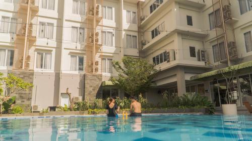 Bazén v ubytování Patra Dumai Hotel nebo v jeho okolí